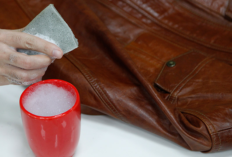 How To Clean A Leather Jacket 3